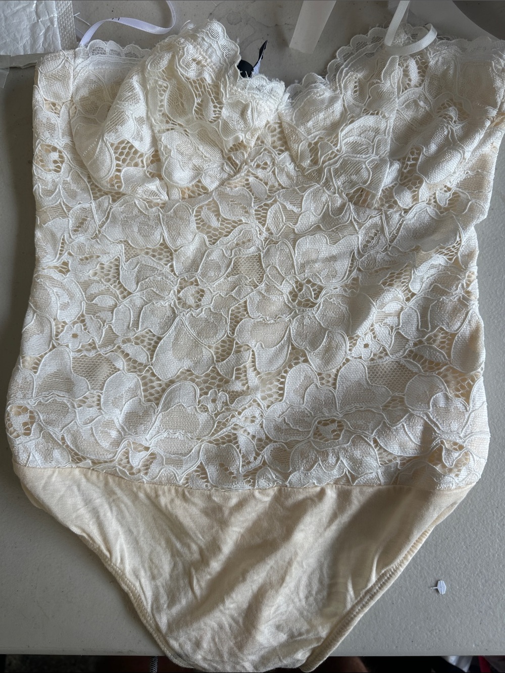 Lulu's Ivory Lace Floral Bodysuit R0203
